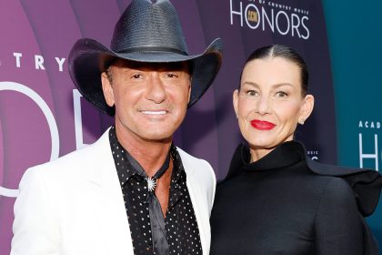 Tim McGraw’s three daughters tearfully join him during onstage appearance with nod to mom Faith Hill