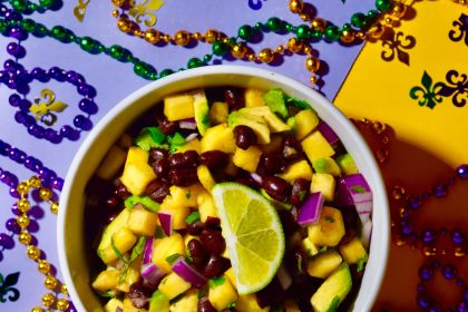 5 High-Fiber Snacks That’ll Keep You Satisfied Between Meals