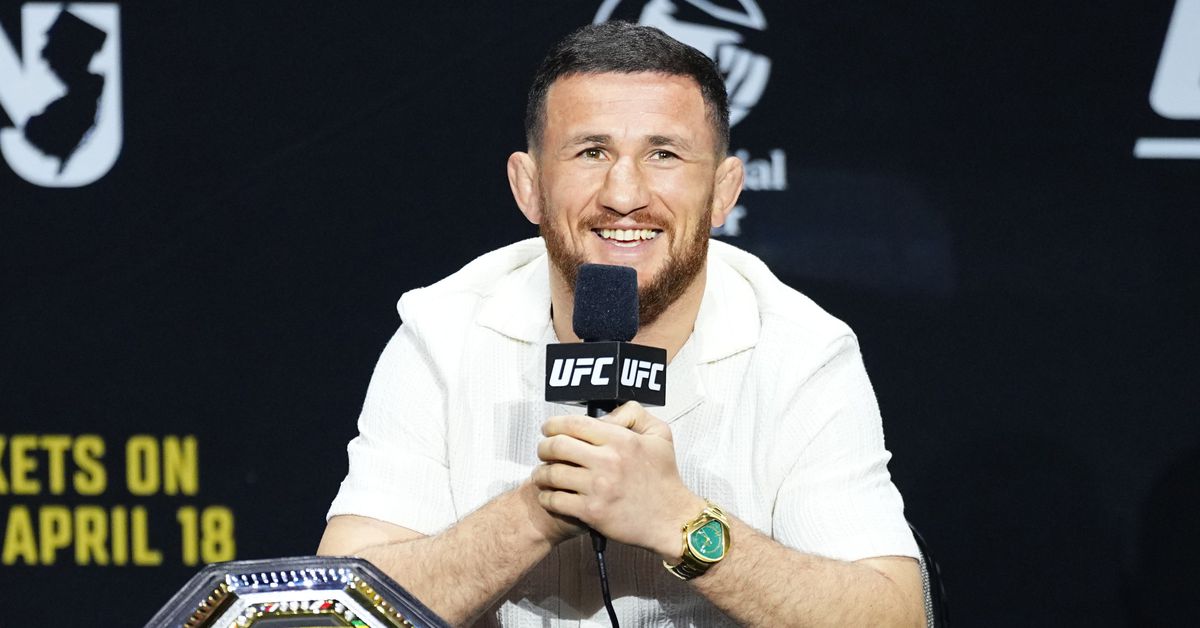 Morning Report: Jon Anik says Merab Dvalishvili is already the bantamweight GOAT