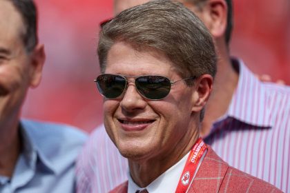 Calls Mount Against Clark Hunt’s Stadium Plans After Chiefs Veteran Takes Strong Stance for Arrowhead