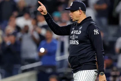 Yankees’ former home run leader leaves MLB to sign with new baseball team