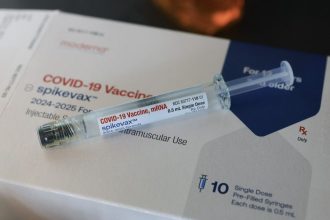Deonandan: Cancelling funding for mRNA vaccine is both risky and foolish
