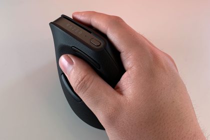 I tried Razer’s vertical gaming mouse and I’ll never go back