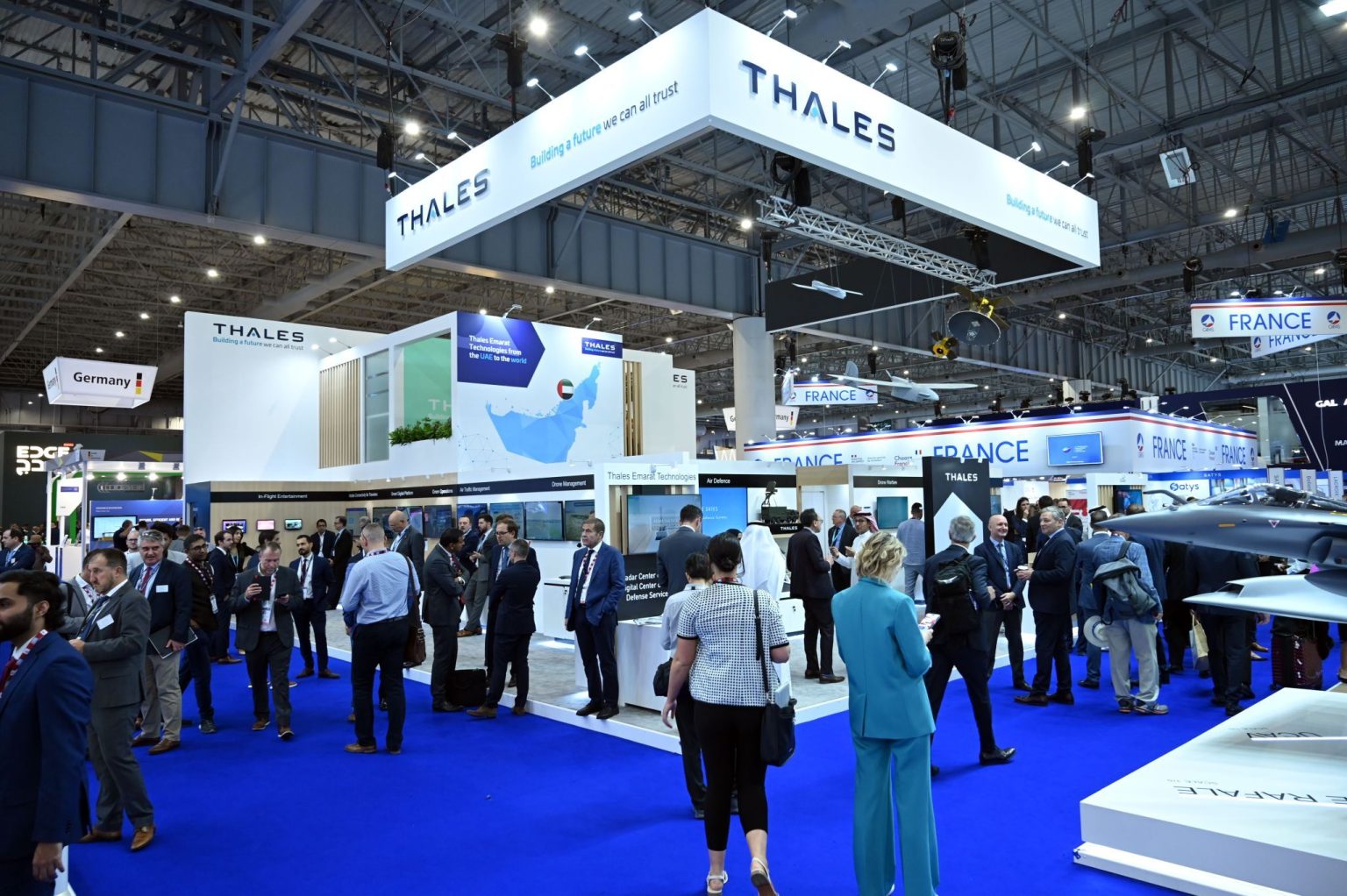 Foxconn, others plan chip assembly site in France