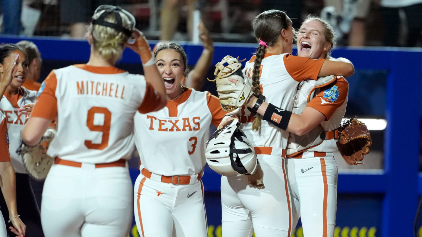 Women’s College World Series: Texas wins controversial Game 1 with go-ahead hit on attempted intentional walk