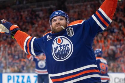 Oilers win thrilling Stanley Cup Final opener the hard way