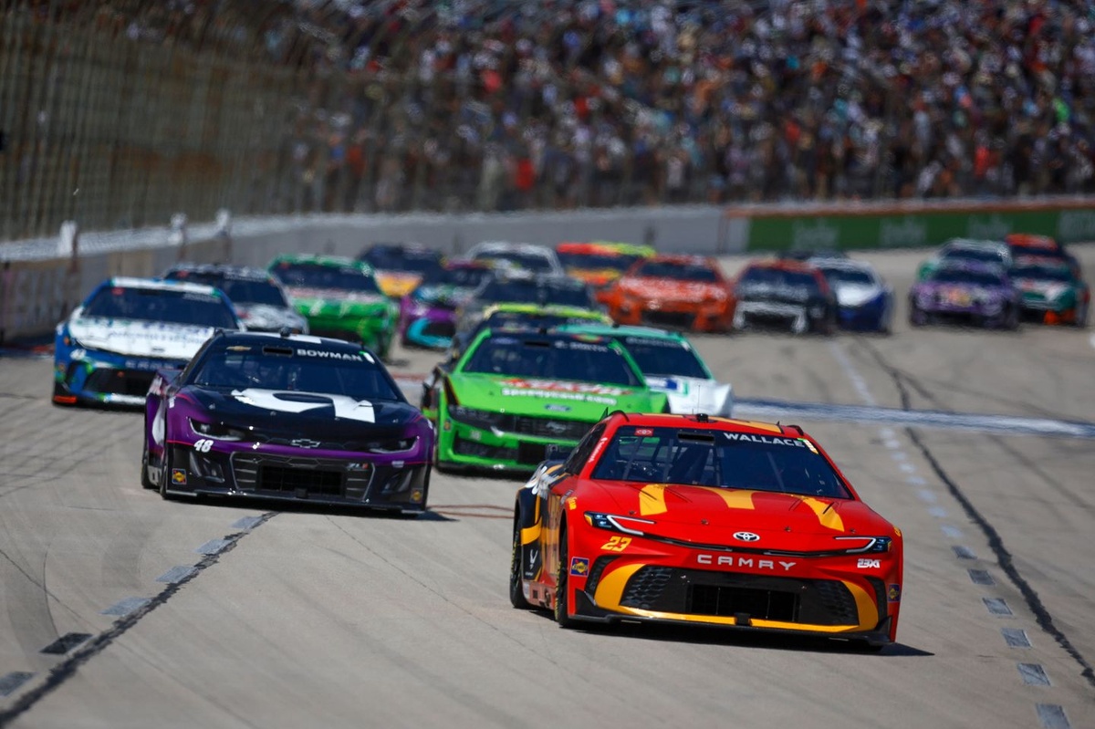 Without charters, what would happen to 23XI and FRM as open teams?