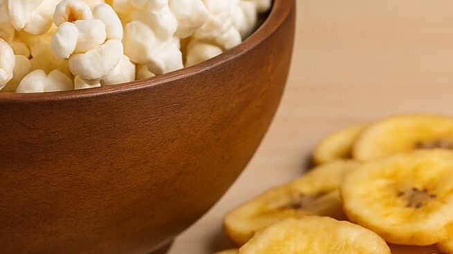 Popcorn vs. Banana Chips: Which Is Healthier?