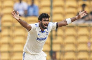 Top 5 Indian wickettakers in England