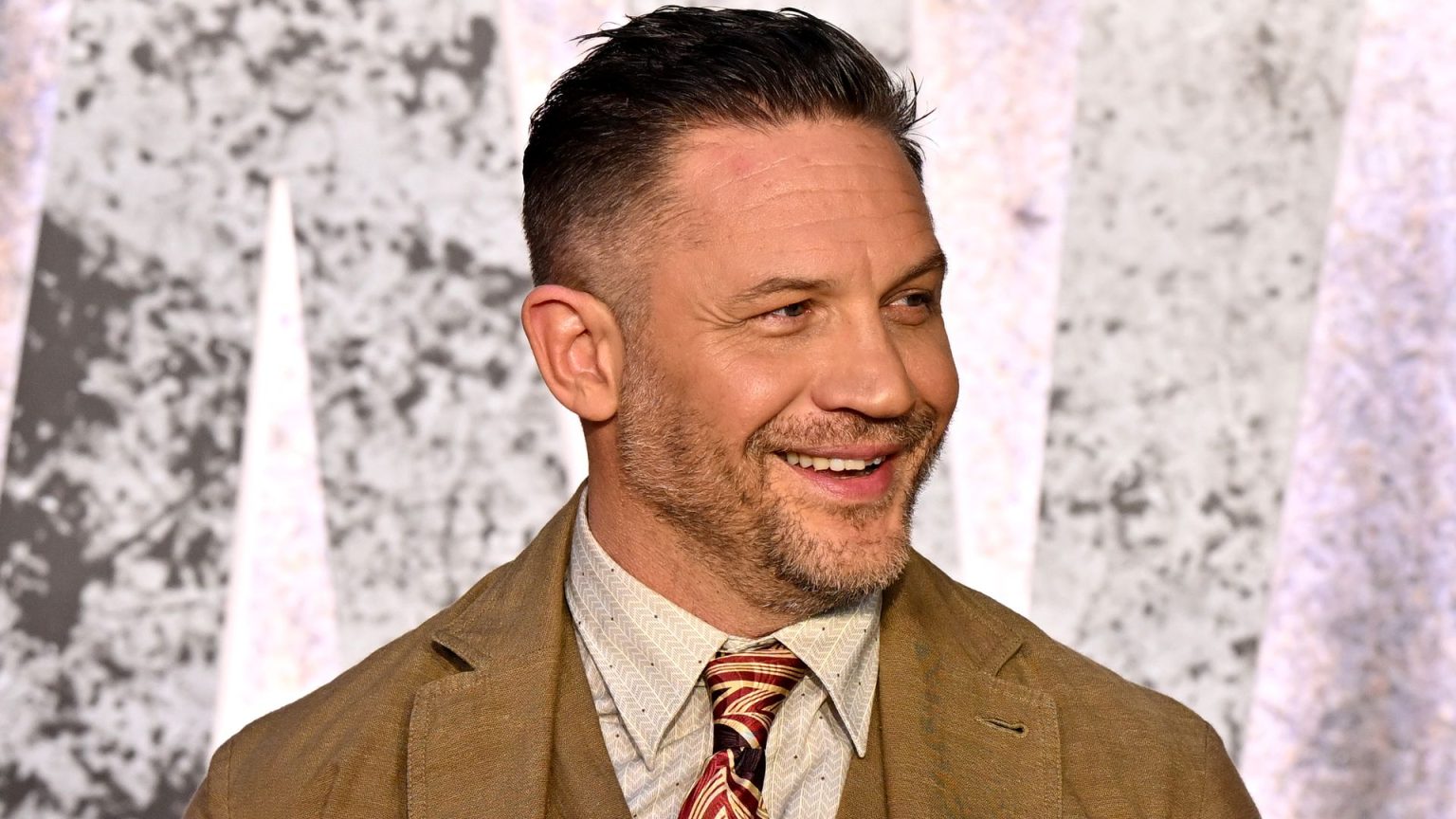 Tom Hardy breaks silence on ‘hair transplant’ claims in new video
