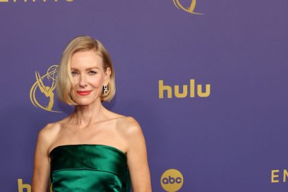 Naomi Watts’ towering son ushers in new chapter with bittersweet photo featuring ‘blended’ family