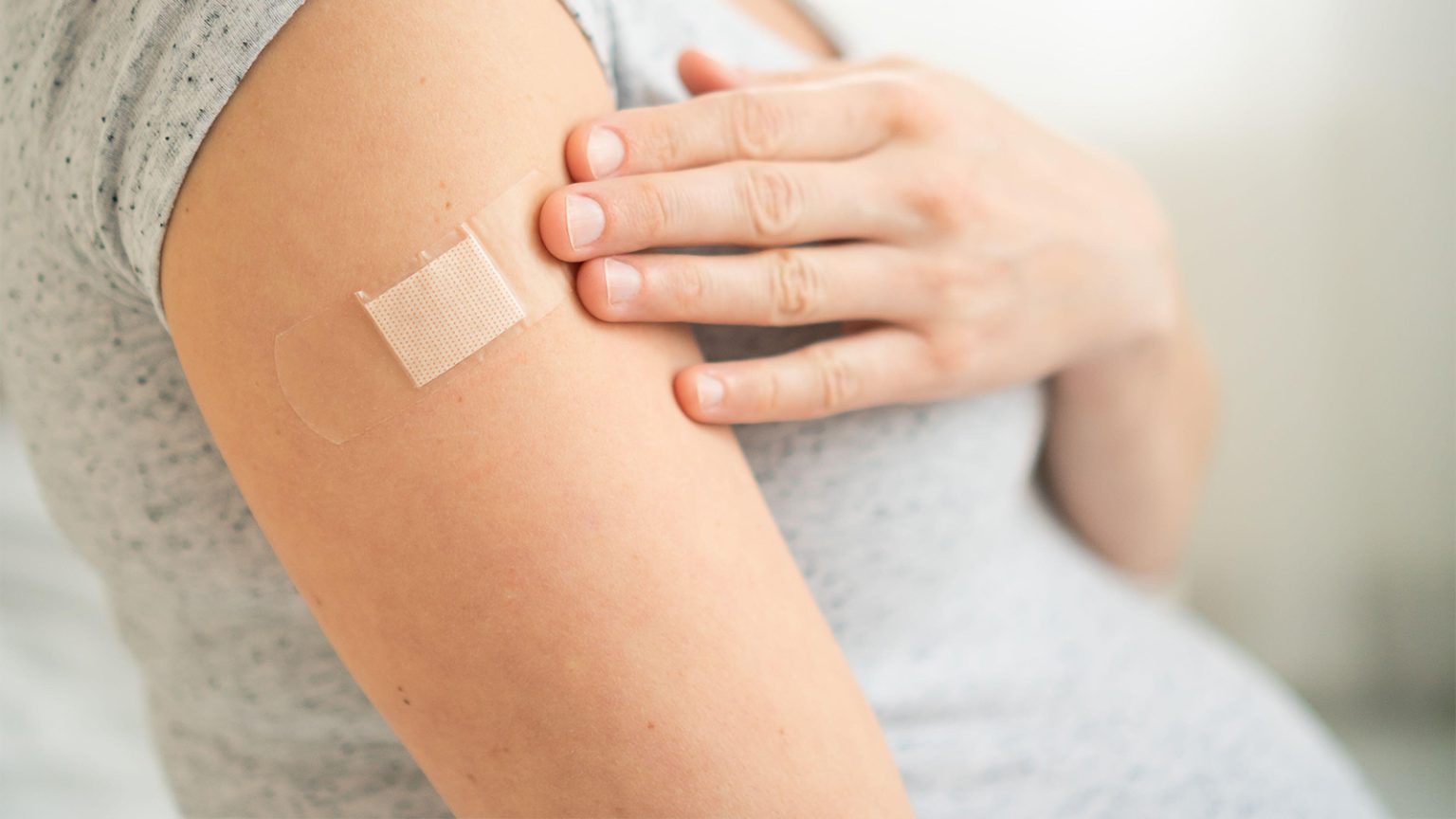 Infectious Disease Docs Slam New COVID Vaccine Recommendations