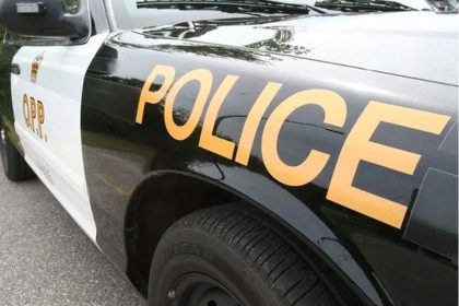 Man, 25, sustains serious injuries in South Dundas crash
