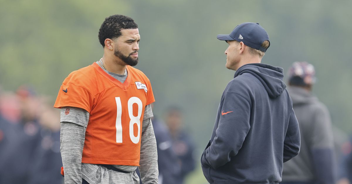 Caleb Williams tried to do too much as a rookie. The Bears’ new coach can fix that