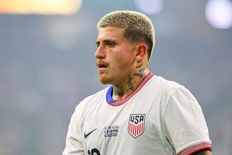 Mexico defeats United States, 2-1, to win their 10th CONCAF Gold Cup title