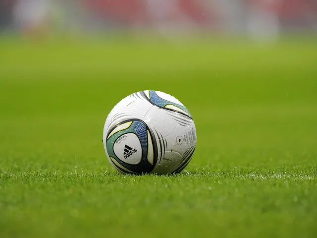 Leeds summer transfer window 2025: Top targets, budget, most likely signings