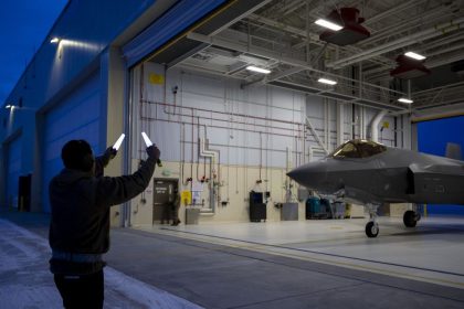 U.S. warns Canada is not yet ready to handle F-35 fighter jets