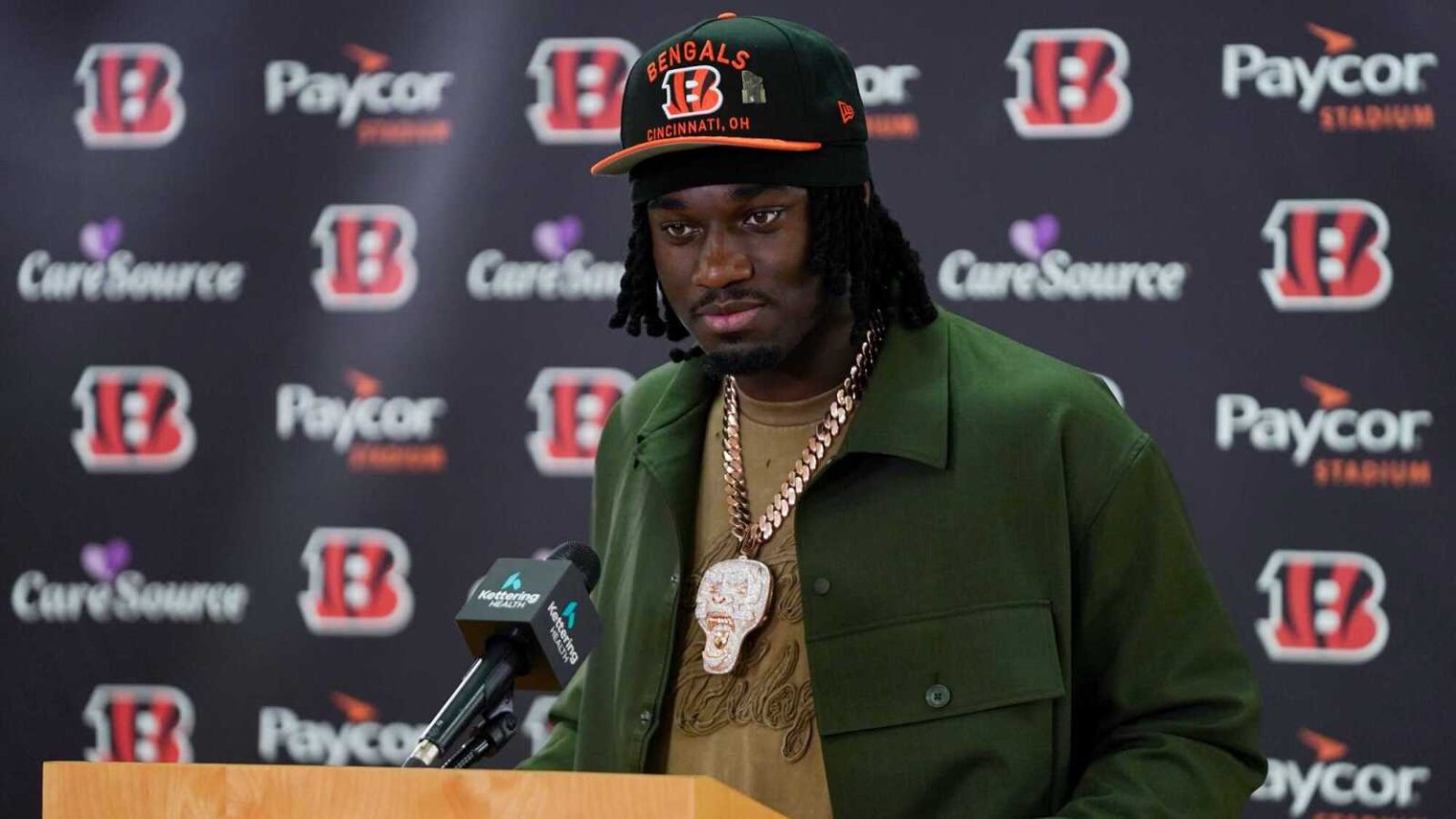 Insider predicts how Bengals, Shemar Stewart contract standoff will end