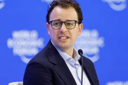 AI could erase half of entry-level white collar jobs in 5 years, CEO warns