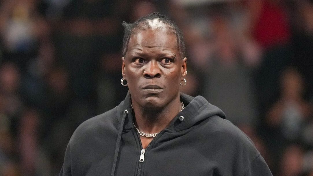 5 dream WWE opponents for Ron Killings