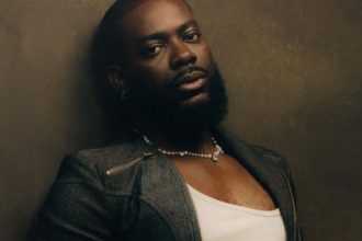 Snippet as Adekunle Gold samples one of Rihanna’s greatest hits for ‘Coco Money’
