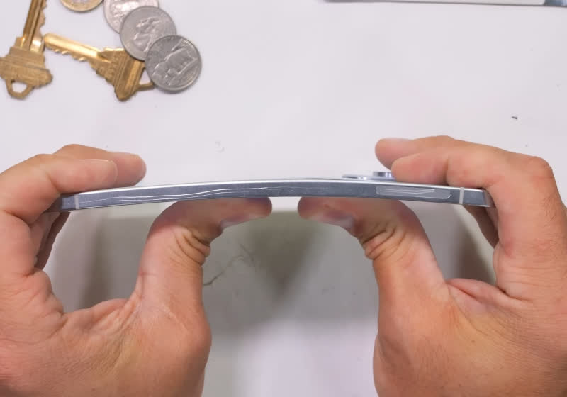 Can the Samsung Galaxy S25 Edge survive JerryRigEverything’s bend test?