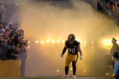 ESPN Panel Fully Endorses Watt Extension: ‘This Is A Great Deal’