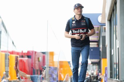Mercedes F1 : Remplacer Russell par Verstappen, une décision ‘étrange’ ?