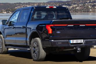 Enthusiasm for electric vehicles wanes among US buyers, despite new choices