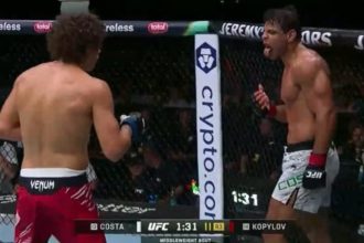 Pros react after Paulo Costa defeats Roman Kopylov at UFC 318