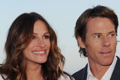 Julia Roberts talks ‘joy’ of life with husband Danny Moder and kids as she shares new photo