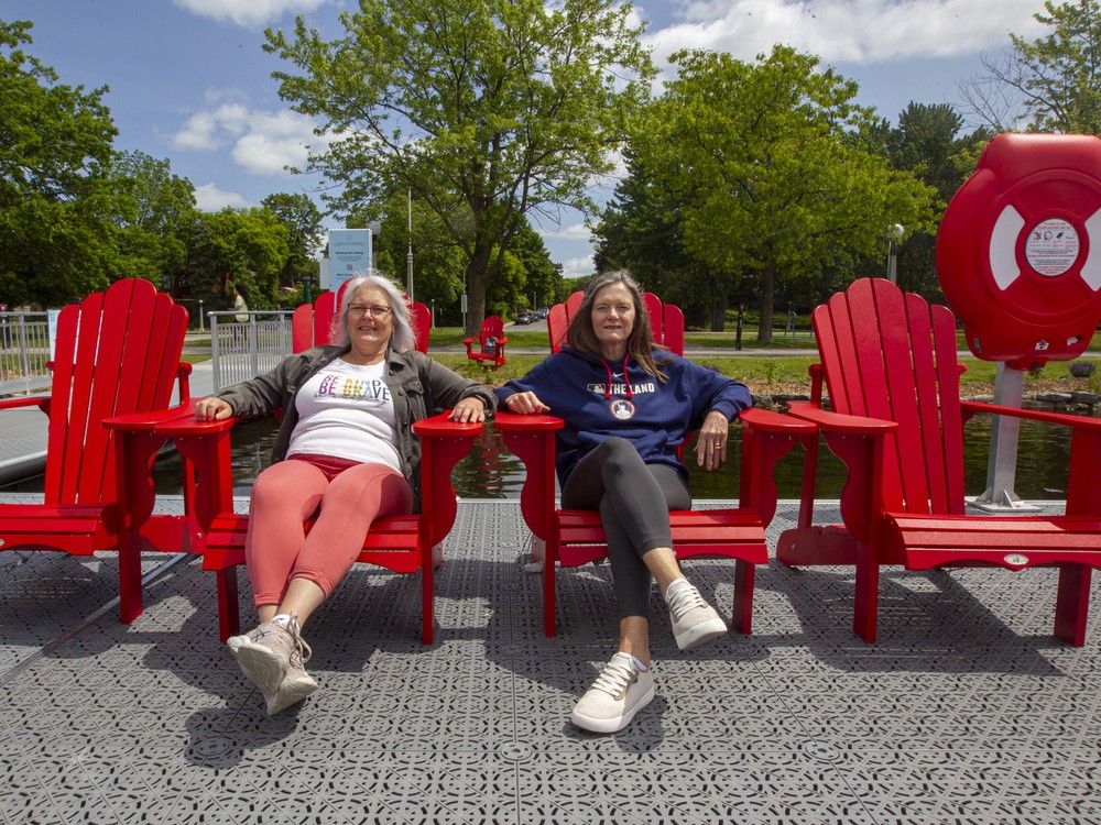 Deachman: Red chairs and swimming holes — It’s great to be In Ottawa this summer