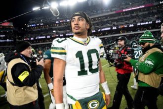 Jordan Love’s Wife Refuses to Accept NFL’s Treatment of Packers QB Amid Matt LaFleur’s Benching Decision