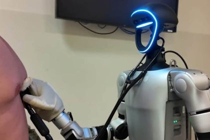 Humanoid robot performs medical procedures via remote control