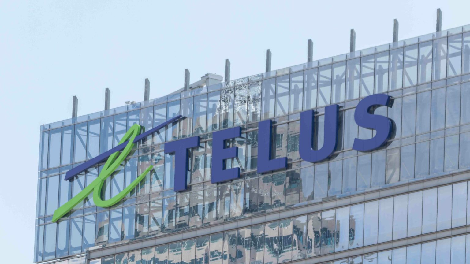 Telus trials 5G priority slice during Edmonton Oilers playoff run