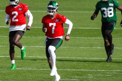 Justin Fields injury update: New York Jets announce prognosis for QB after he suffered dislocated toe