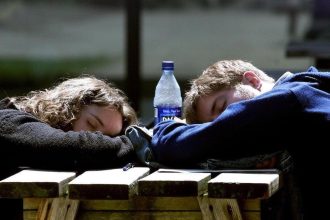 Rumsey: Teens suffer when school starts too early in the day