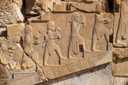 7 Unsolved Mysteries of the Ancient World