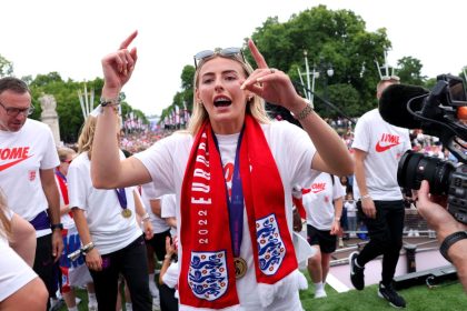 Why Lionesses hero Chloe Kelly made public apology after England’s European Championship trophy parade