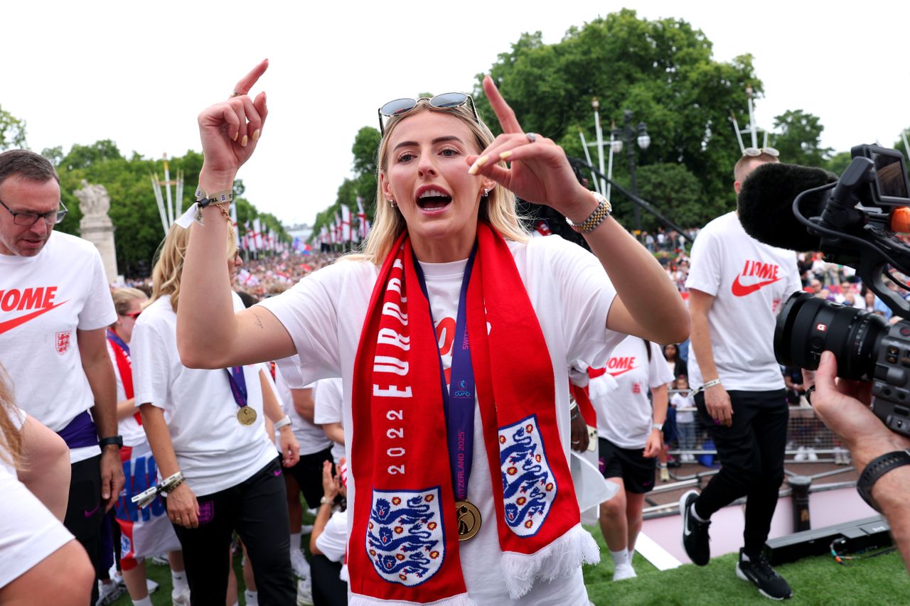 Why Lionesses hero Chloe Kelly made public apology after England’s European Championship trophy parade