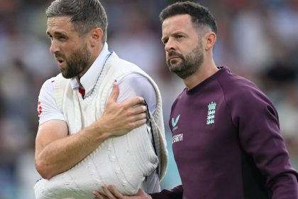 Chris Woakes sustains worrying shoulder injury as England enjoy dominant day against India