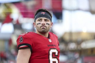 Buccaneers’ Baker Mayfield suffered a contusion on his throwing hand