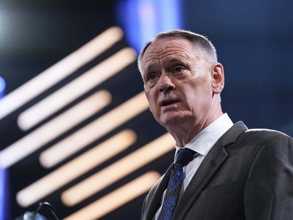 Government changing tune on 20-per-cent pay hike for Canadian Forces personnel