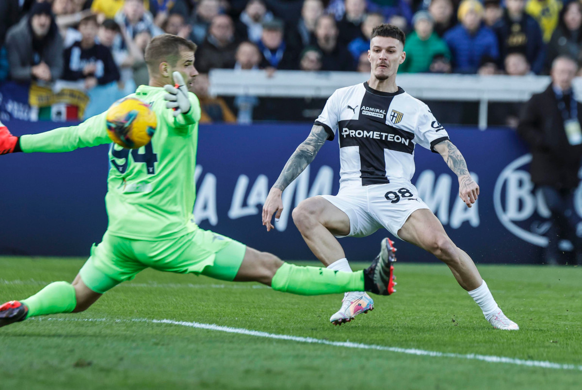 Parma ready to sell Man to PSV Eindhoven with 10m price tag