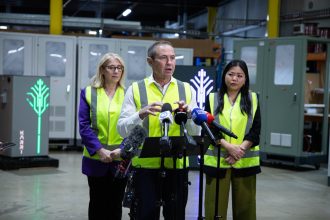 WA government launches A$50 million fund to batteries into 100,000 homes, with a $5k rebate available