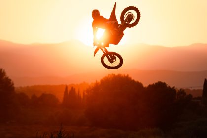 STARK REVEALS NEXT GENERATION VARG MX 1.2  ELECTRIC BIKE