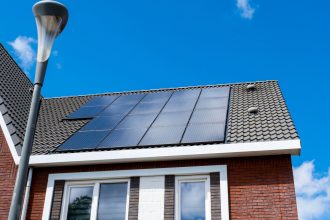 What Can You Power With A 400W Solar Panel?