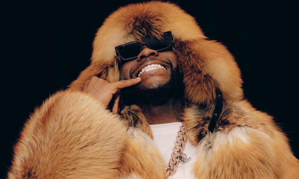 Davido Showed Up in Style for His Brooklyn 5IVE Tour | See the Looks