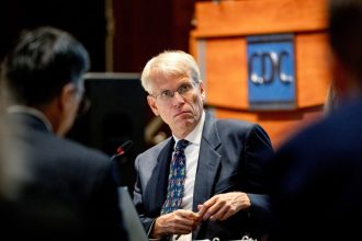 Kennedy’s Vaccine Advisers Sow Doubts as Scientists Protest US Pivot on Shots