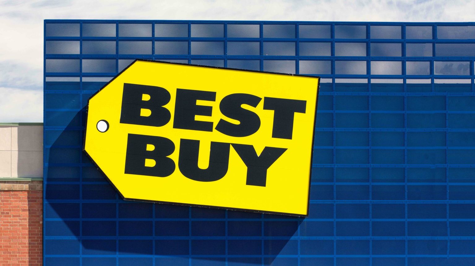 Best Buy is currently hosting a Black Friday summer sale